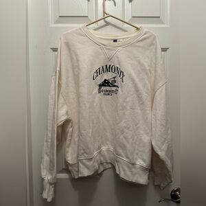 H&M Classic White Crewneck